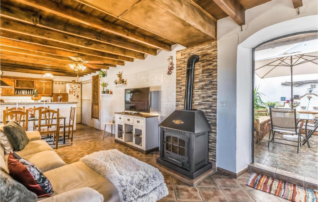Pet Friendly Home In Hornachuelos With Kitchen Esterno foto