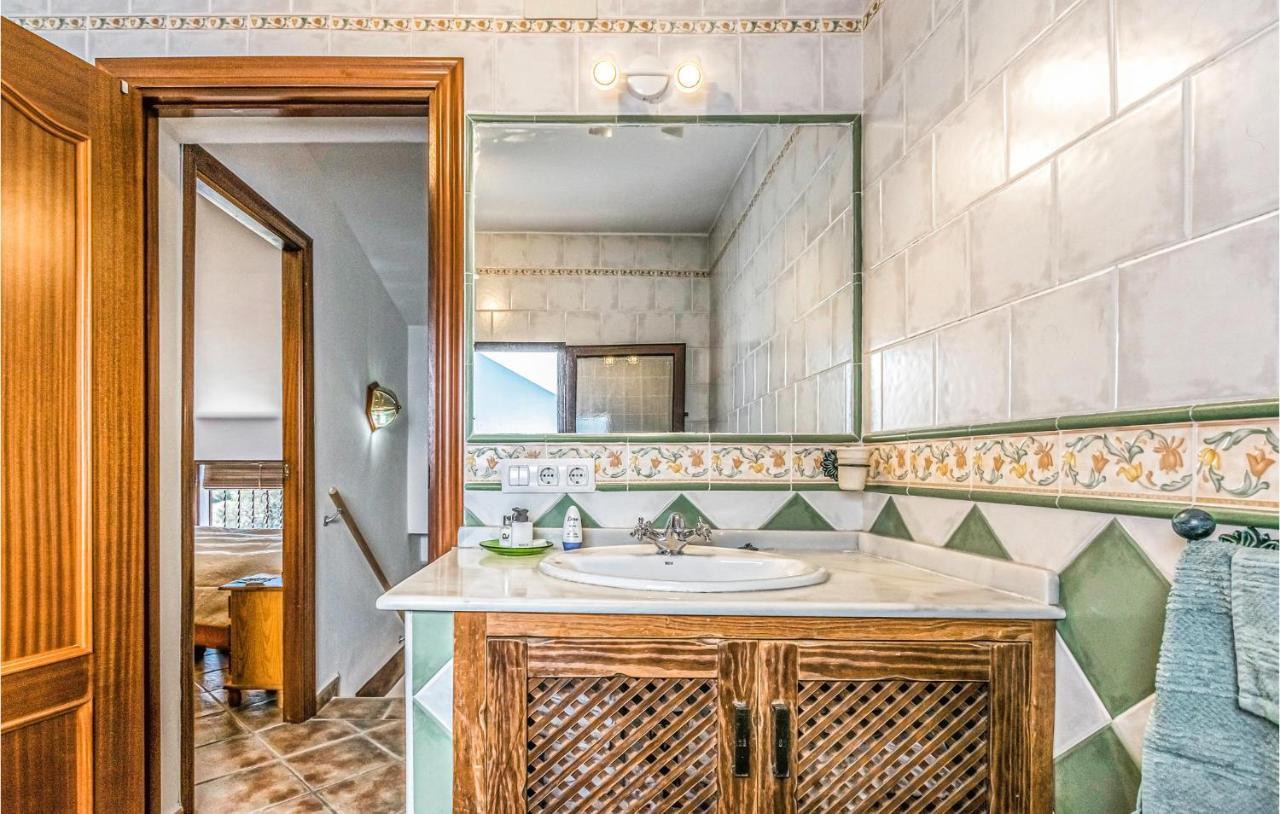 Pet Friendly Home In Hornachuelos With Kitchen Esterno foto