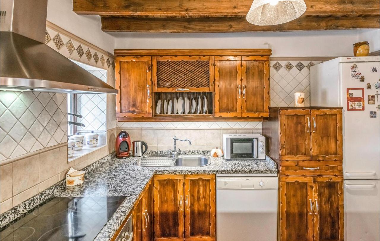 Pet Friendly Home In Hornachuelos With Kitchen Esterno foto